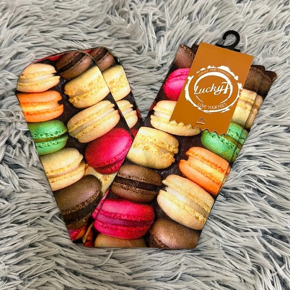 ✨Host Pick✨ Unisex Macaron Socks NWT